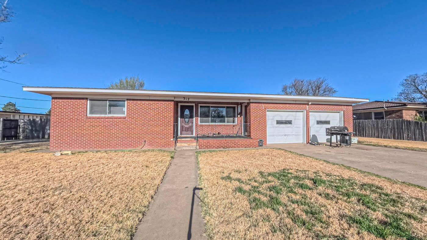 312 Chase Avenue Gruver, TX 79040 - Photo 1 of 23 img (1 of 23)