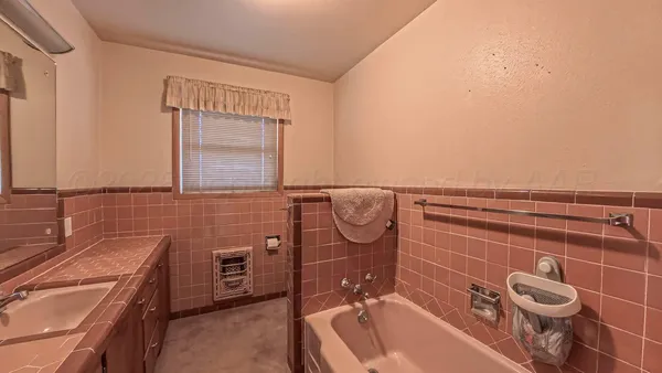 $215,000 | 312 Chase Avenue, Gruver, TX 79040