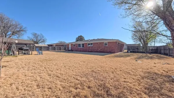 $215,000 | 312 Chase Avenue, Gruver, TX 79040