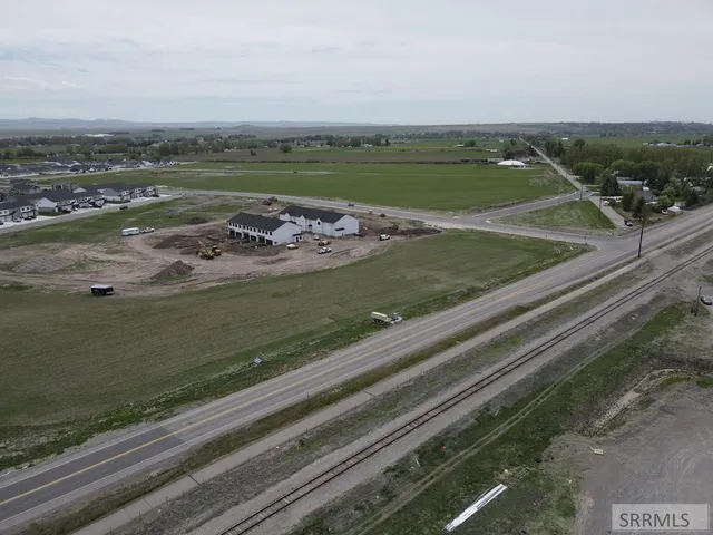 $953,964 | 2.146-ac South Railroad Avenue, Sugar City, ID 83448