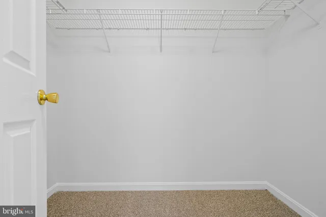 a view of utility room