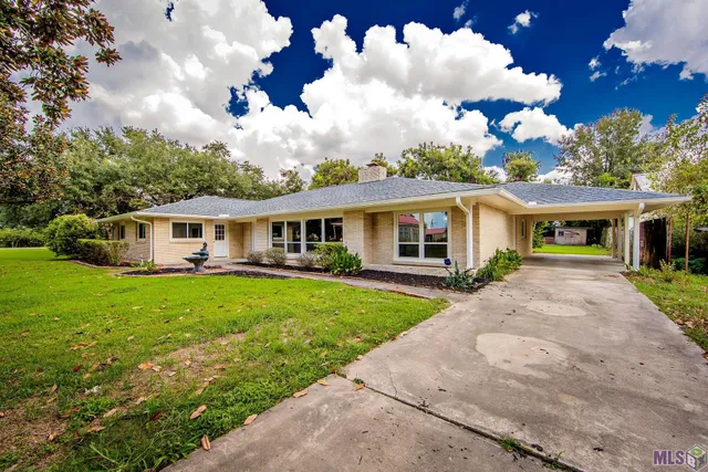 $239,900 | 607 Franklin Street, Napoleonville, LA 70390