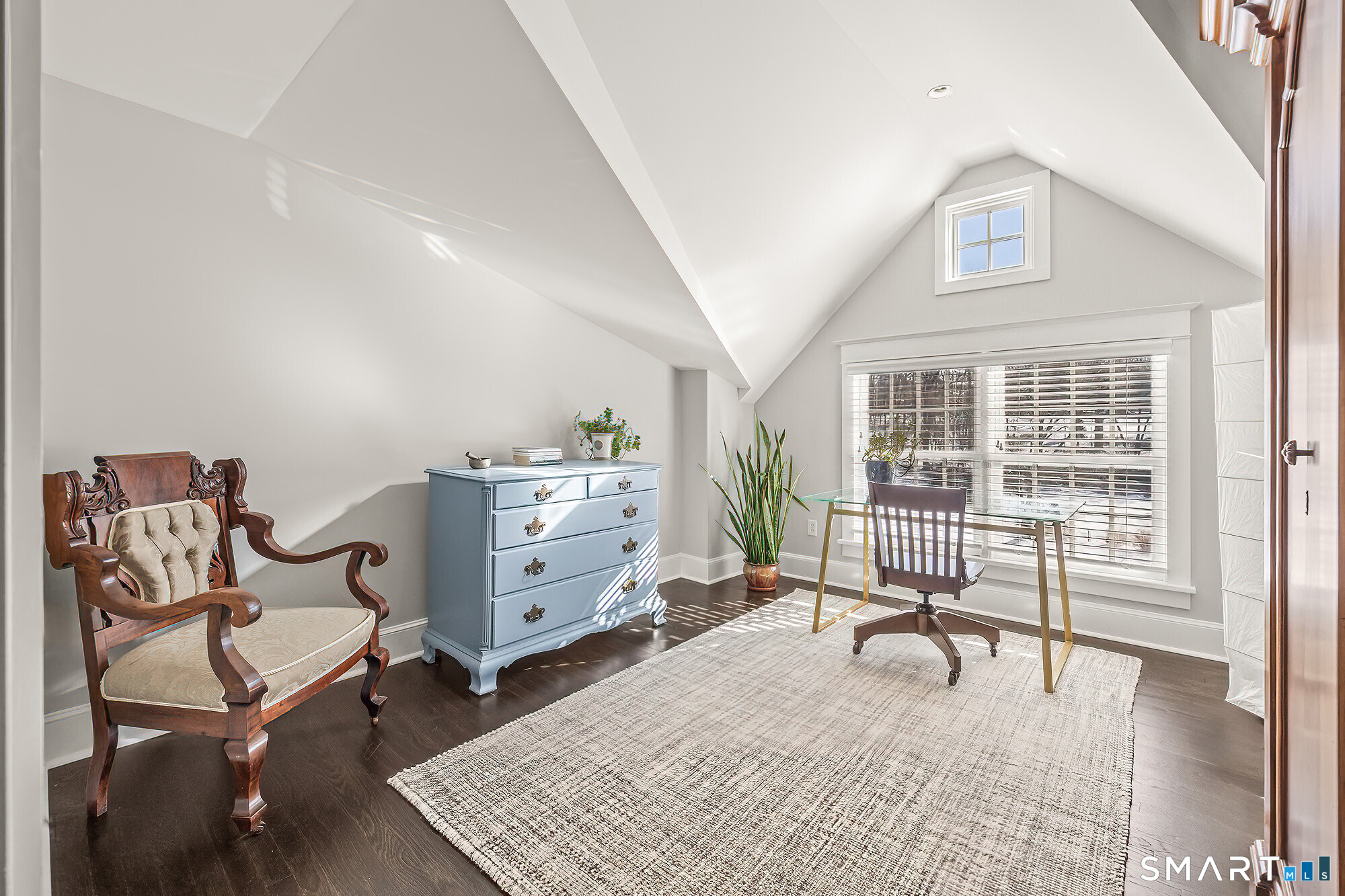 77 Golf Lane Ridgefield, CT 06877 - Photo 32 of 41 4th bedroom on the second floor.