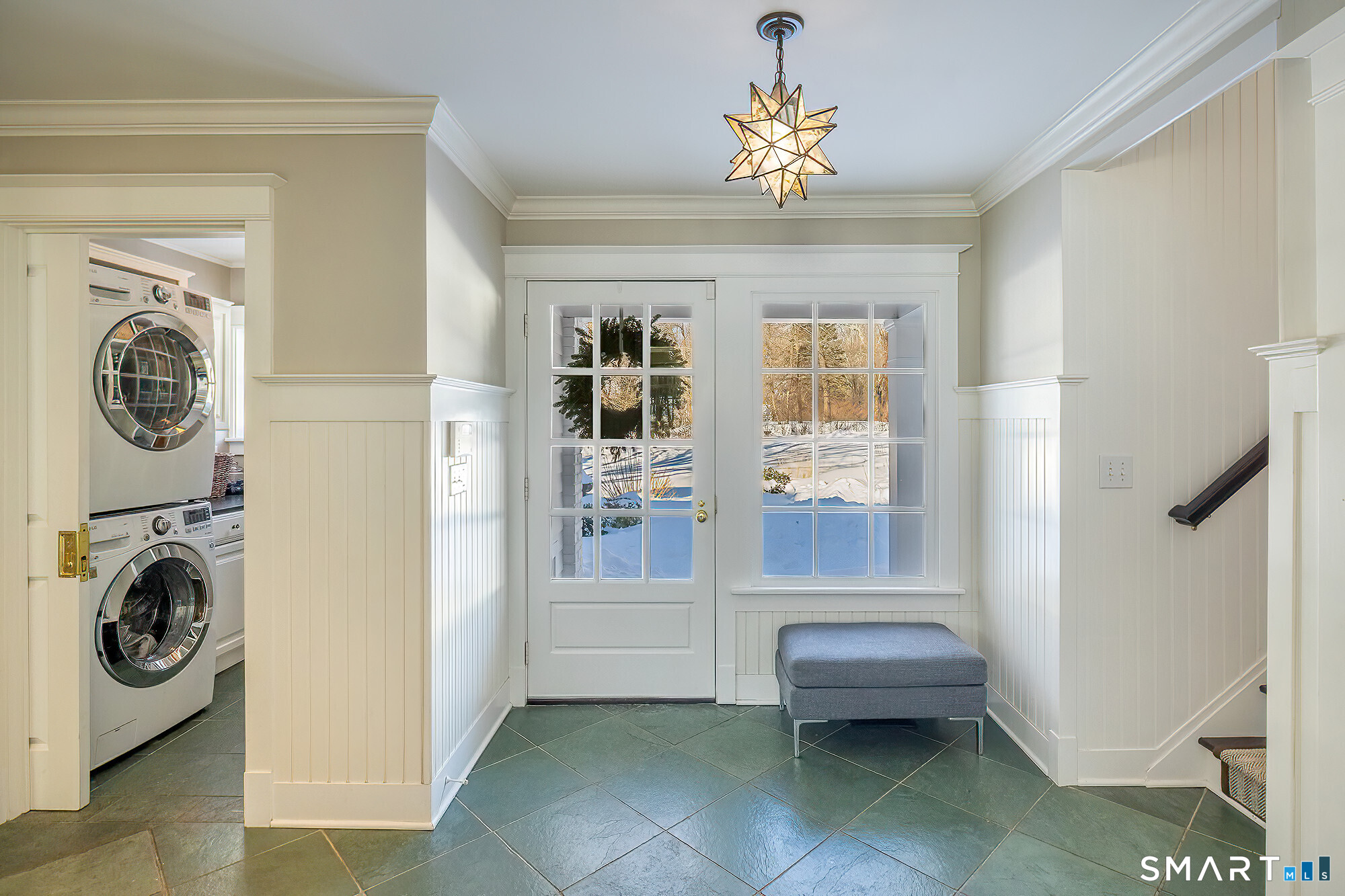 77 Golf Lane Ridgefield, CT 06877 - Photo 40 of 41 Mud room off of the kitchen and second front entrance with main level laundry.