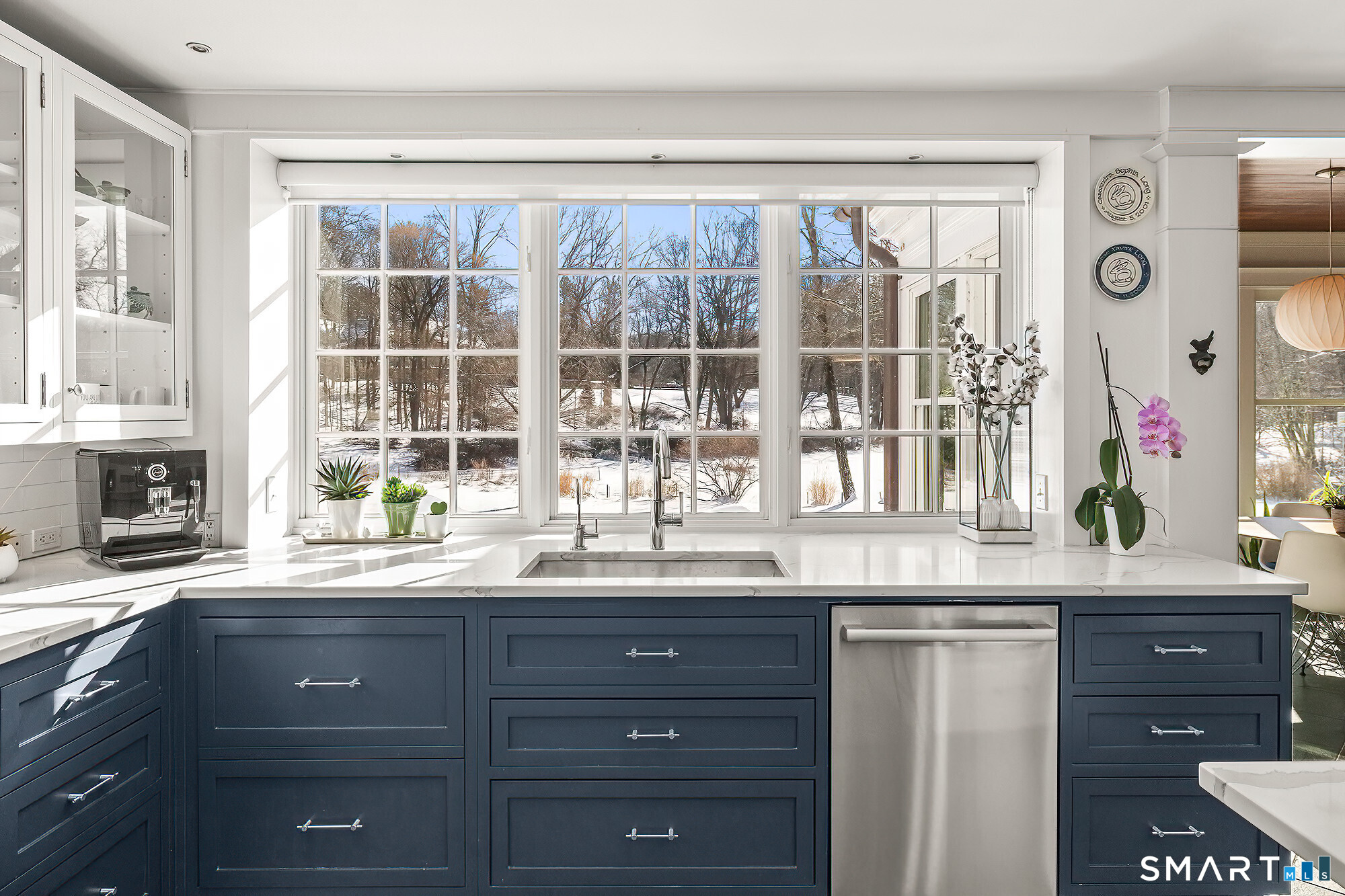 77 Golf Lane Ridgefield, CT 06877 - Photo 5 of 41 Chef's kitchen with views of the backyard and patio.