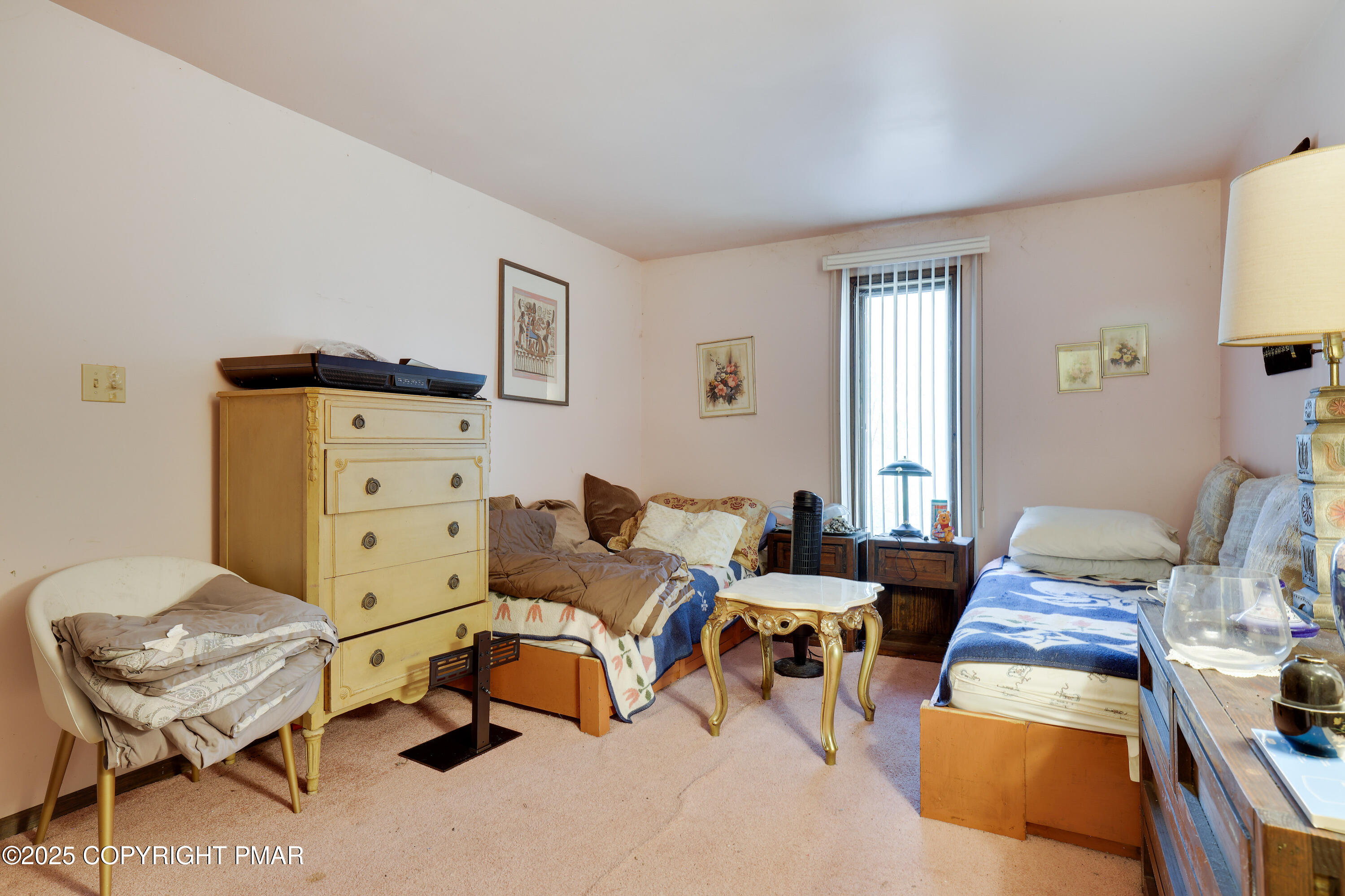 385 Saunders Drive Bushkill, PA 18324 - Photo 13 of 47 RBR59130