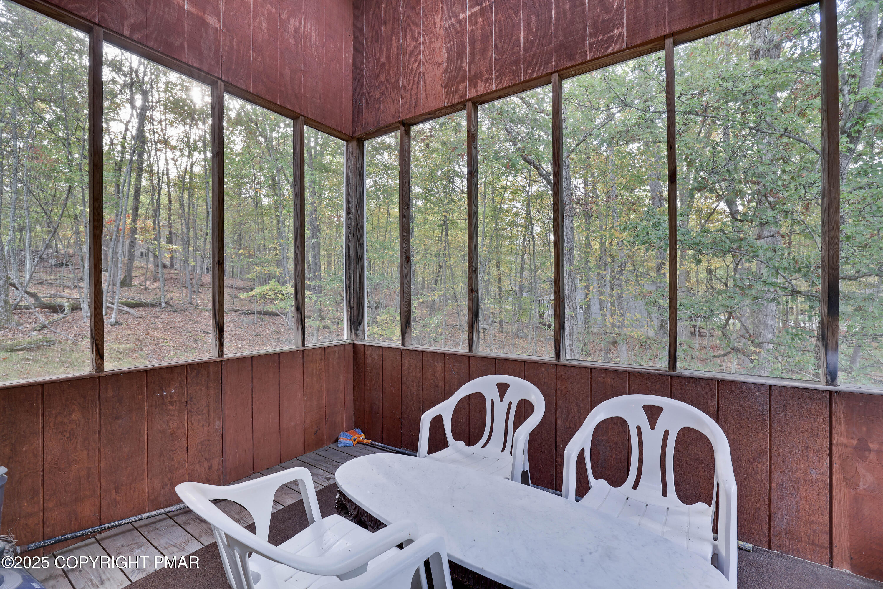 385 Saunders Drive Bushkill, PA 18324 - Photo 31 of 47 RBR59196