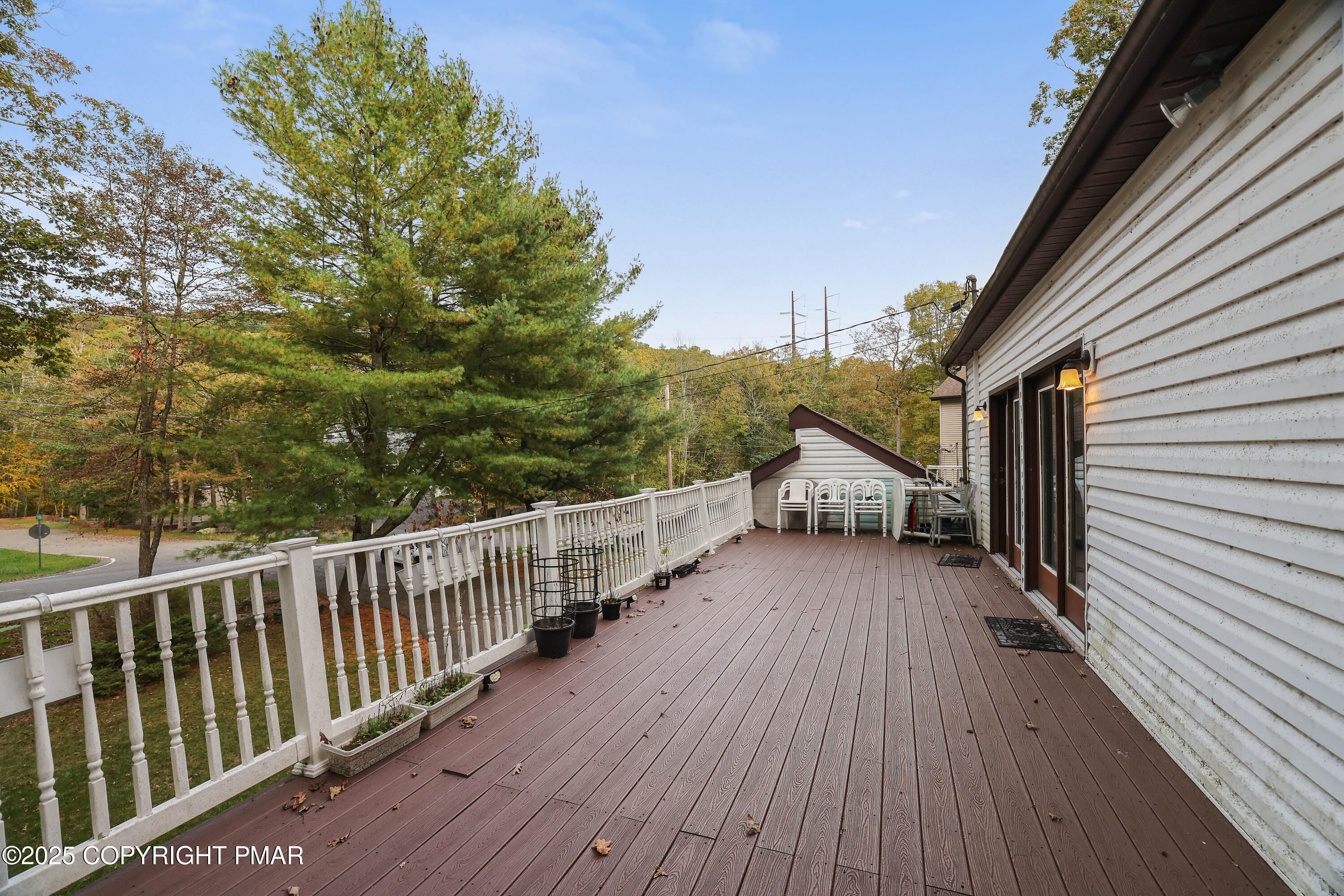 385 Saunders Drive Bushkill, PA 18324 - Photo 38 of 47 RBR59249