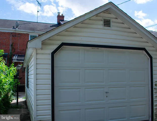 $1,900 | 1058 Upnor Road, Baltimore, MD 21212