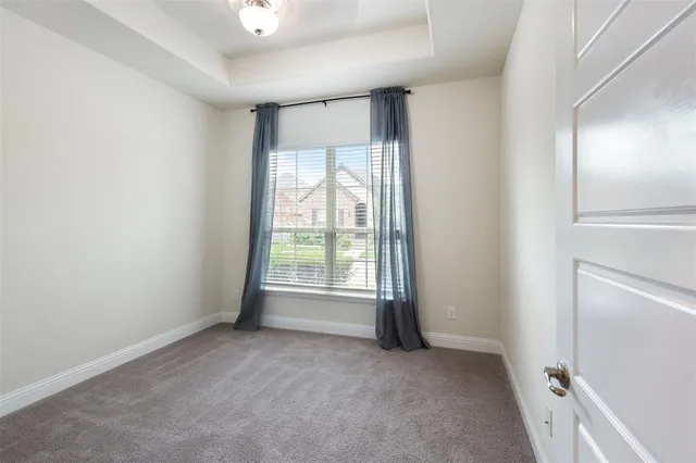 $389,900 | 920 10th Street, Argyle, TX 76226