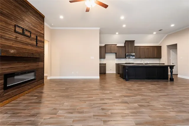 $389,900 | 920 10th Street, Argyle, TX 76226