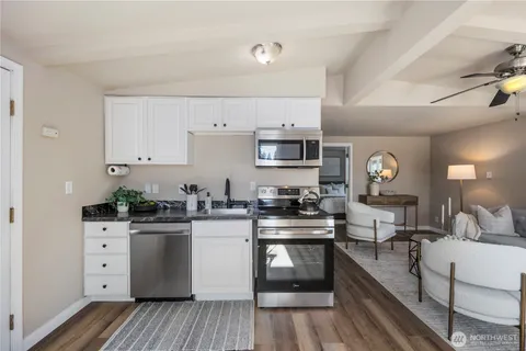 $799,999 | 3916 South 374th Street, Auburn, WA 98001