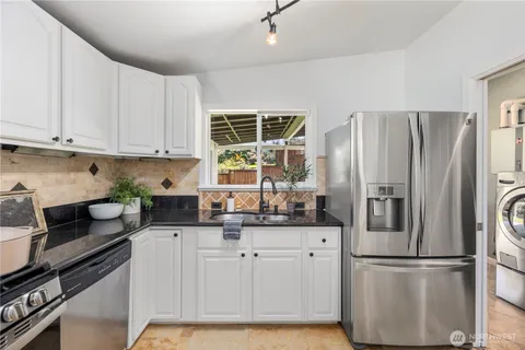 $799,999 | 3916 South 374th Street, Auburn, WA 98001