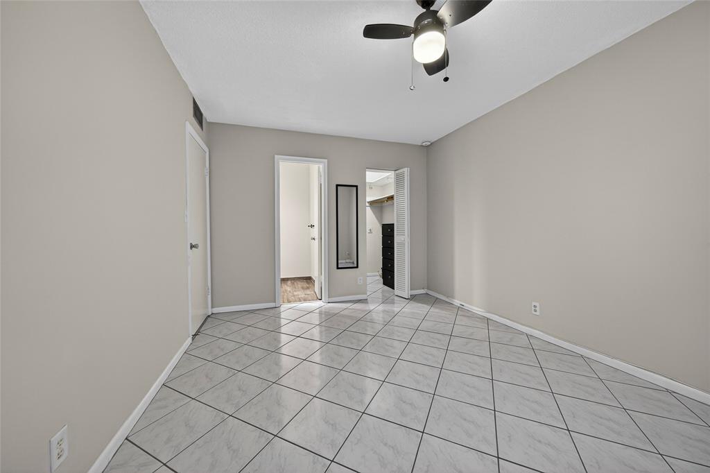 5300 Washington Street, Unit H136 Hollywood, FL 33021 - Photo 14 of 27