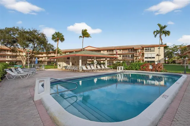 $1,850 | 5300 Washington Street, Unit H136, Hollywood, FL 33021