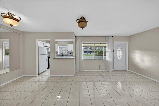 $1,850 | 5300 Washington Street, Unit H136, Hollywood, FL 33021