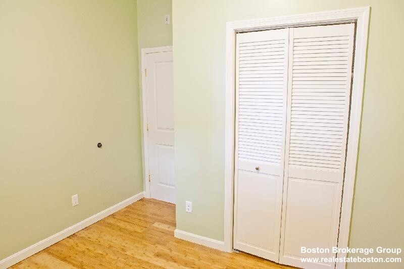 23 Evergreen Street, Unit 1 Boston, MA 02130 - Photo 5 of 13