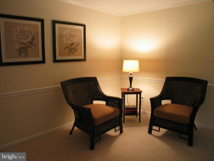 6703 Rannoch Road Bethesda, MD 20817 - Photo 9 of 18 Family Room
