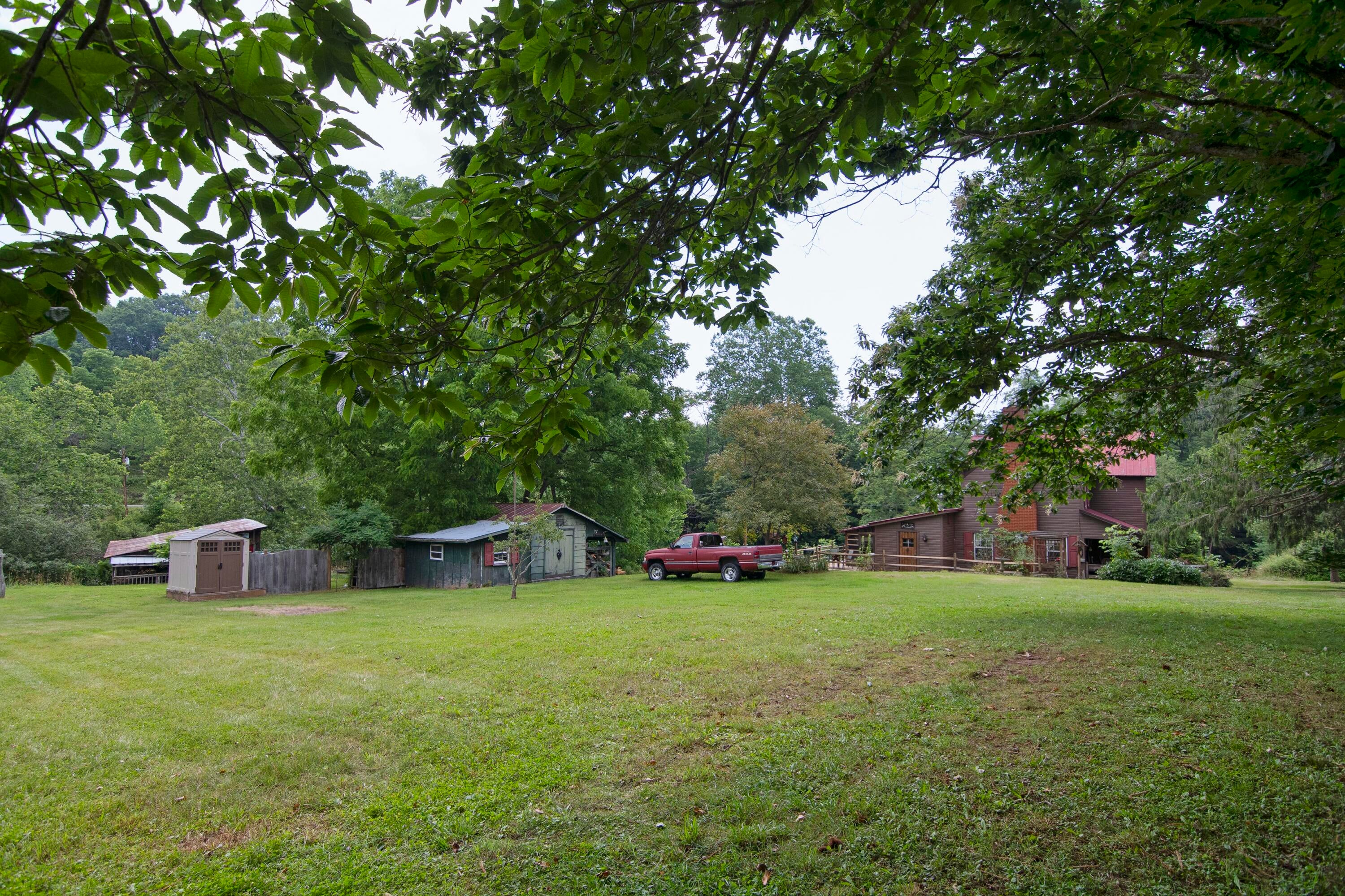 6412 Denmar Road Hillsboro, WV 24946 - Photo 77 of 100 Gallery Image 77