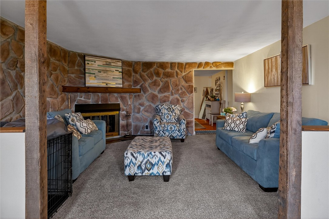 2085 Pinnacle Road Henrietta, NY 14543 - Photo 13 of 48