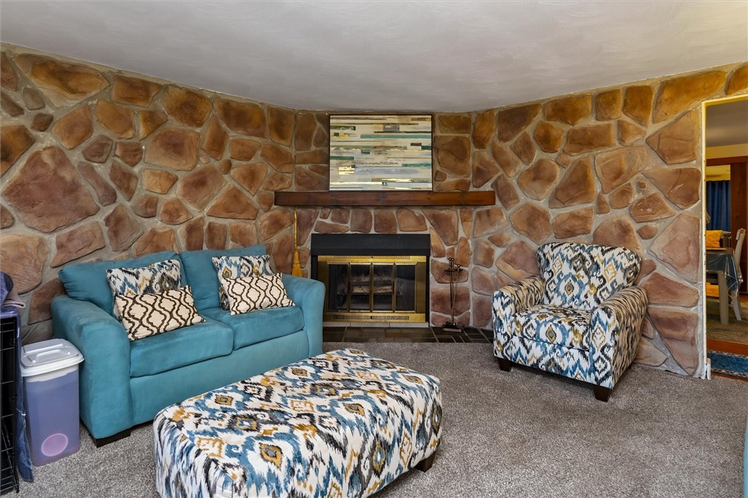 2085 Pinnacle Road Henrietta, NY 14543 - Photo 15 of 48