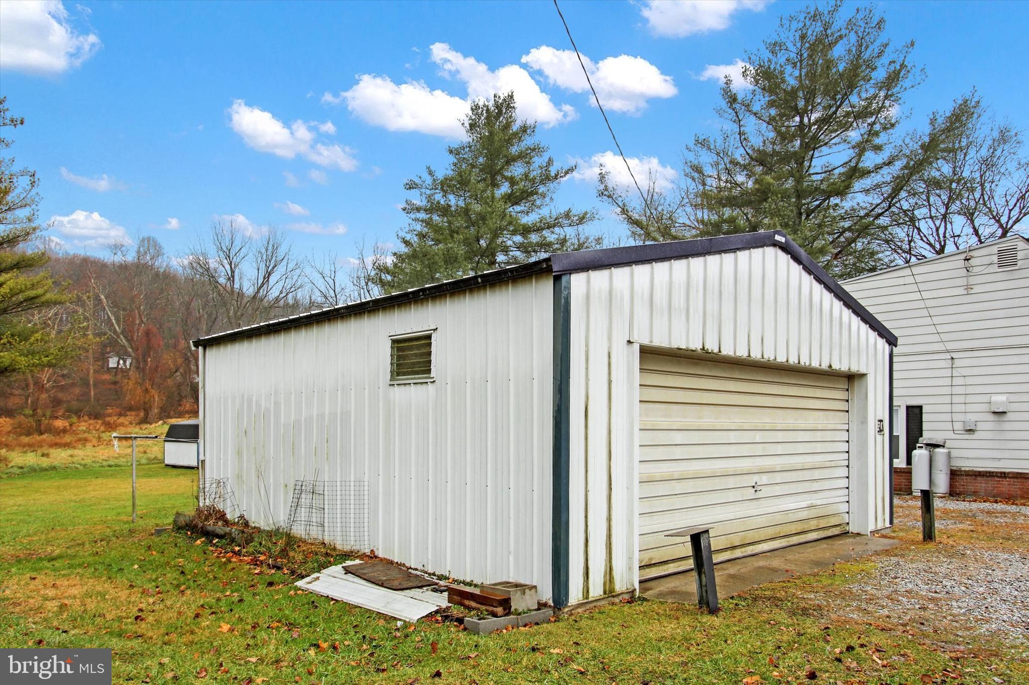 325 North Cranberry Road Westminster, MD 21157 - Photo 18 of 24 Gallery Image 18