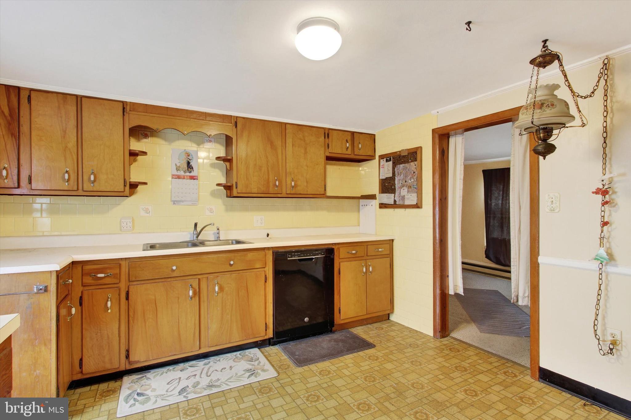 325 North Cranberry Road Westminster, MD 21157 - Photo 5 of 24 Gallery Image 5