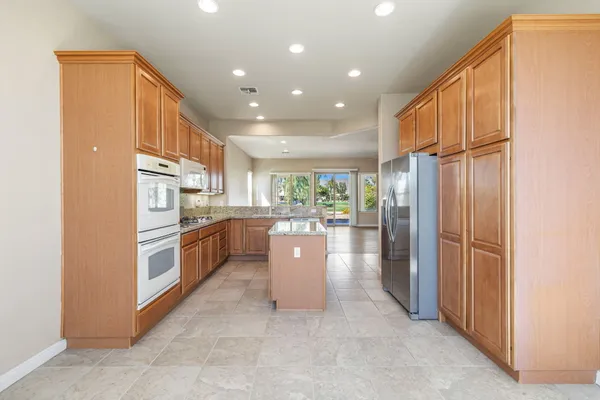 $3,200 | 80188 Camino Santa Elise, Indio, CA 92203