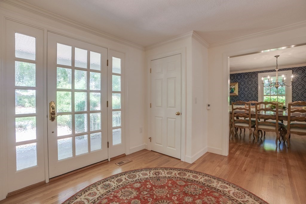 10 Old Farm Road Hopkinton, MA 01748 - Photo 8 of 37 Gallery Image 8