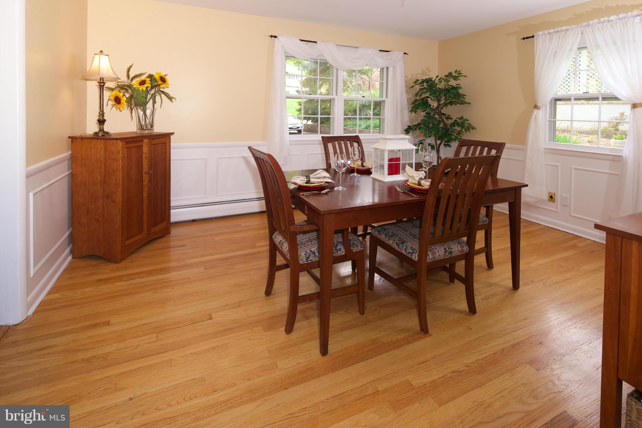 4661 Roundhill Road Ellicott City, MD 21043 - Photo 12 of 19 Dining Room
