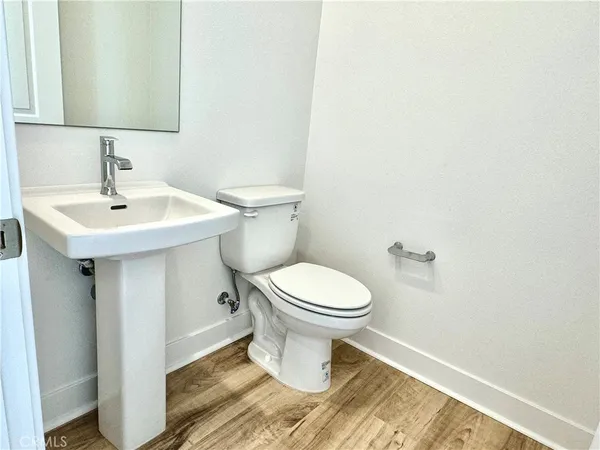 $6,300 | 9331 Astor, Irvine, CA 92618