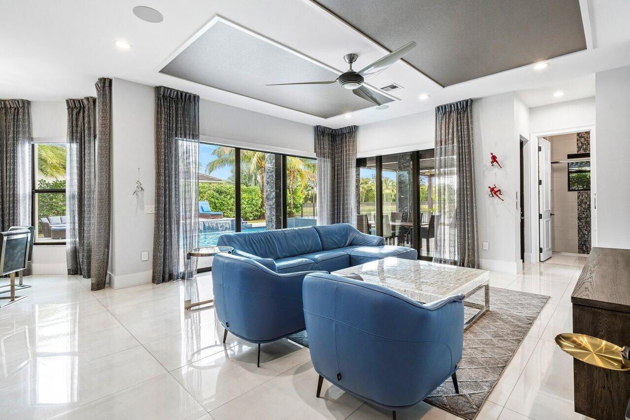 9748 Rennes Lane Delray Beach, FL 33446 - Photo 12 of 57 018-9748RennesLane-DelrayBeach-FL-33446-