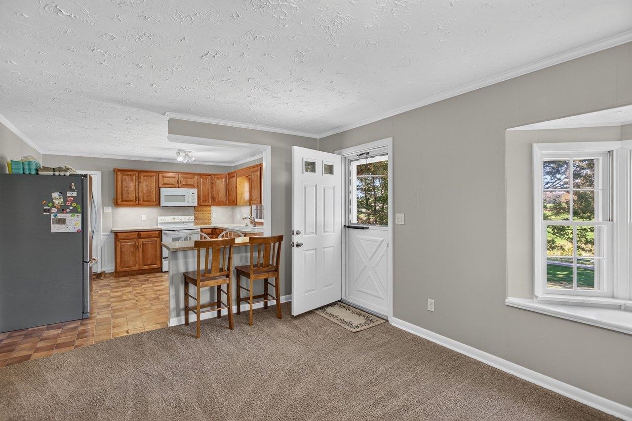 7499 Ottobine Road Dayton, VA 22821 - Photo 2 of 51 Gallery Image 2