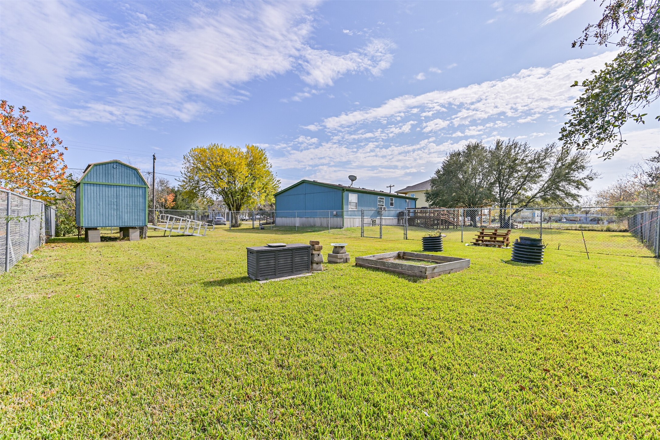 1036 9th Street Dickinson, TX 77539 - Photo 20 of 29 a view of a swimming pool with an outdoor space