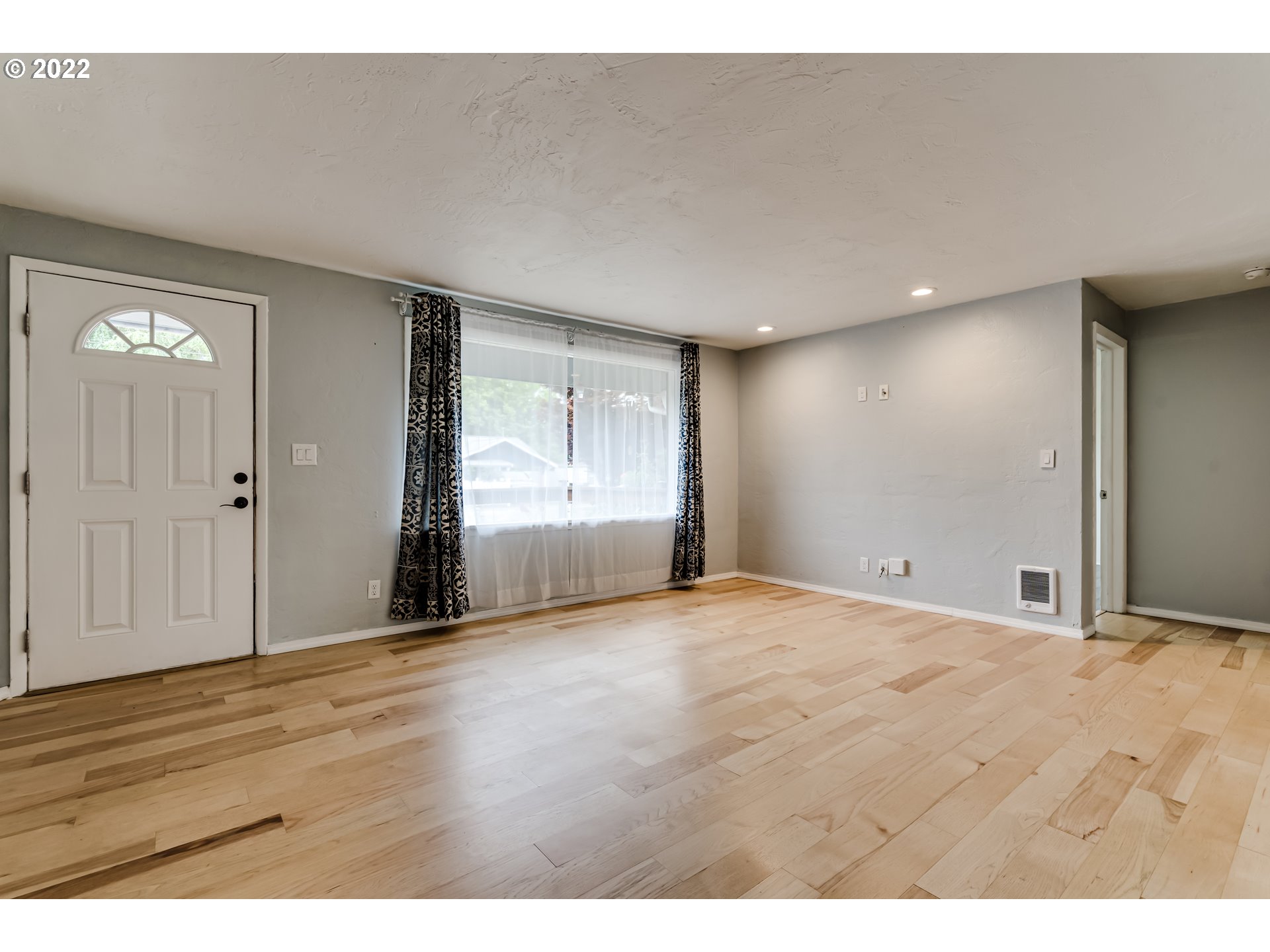 2000 Scott Road Springfield, OR 97477 - Photo 10 of 31