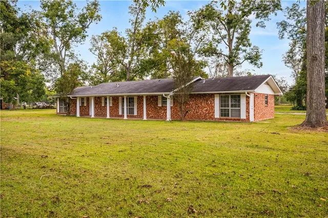 $257,000 | 203 Rapides Station Road, Boyce, LA 71409