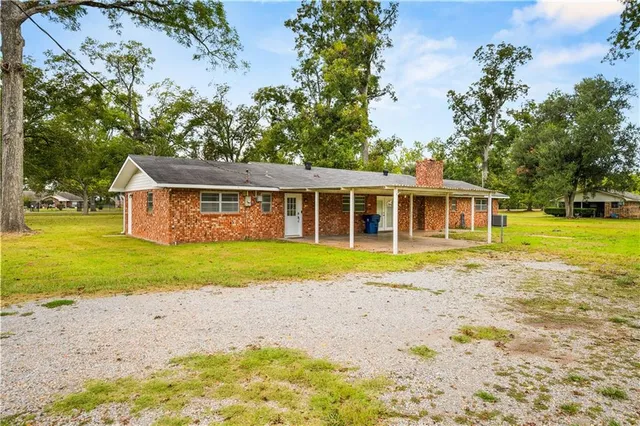 $257,000 | 203 Rapides Station Road, Boyce, LA 71409