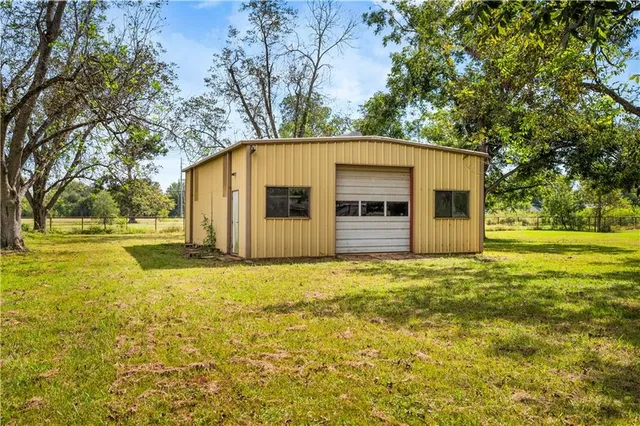 $257,000 | 203 Rapides Station Road, Boyce, LA 71409