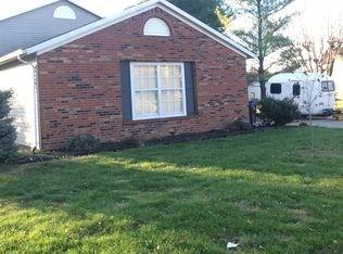 3033 Sable Ridge Lane Greenwood, IN 46142 - Photo 2 of 12 Gallery Image 2