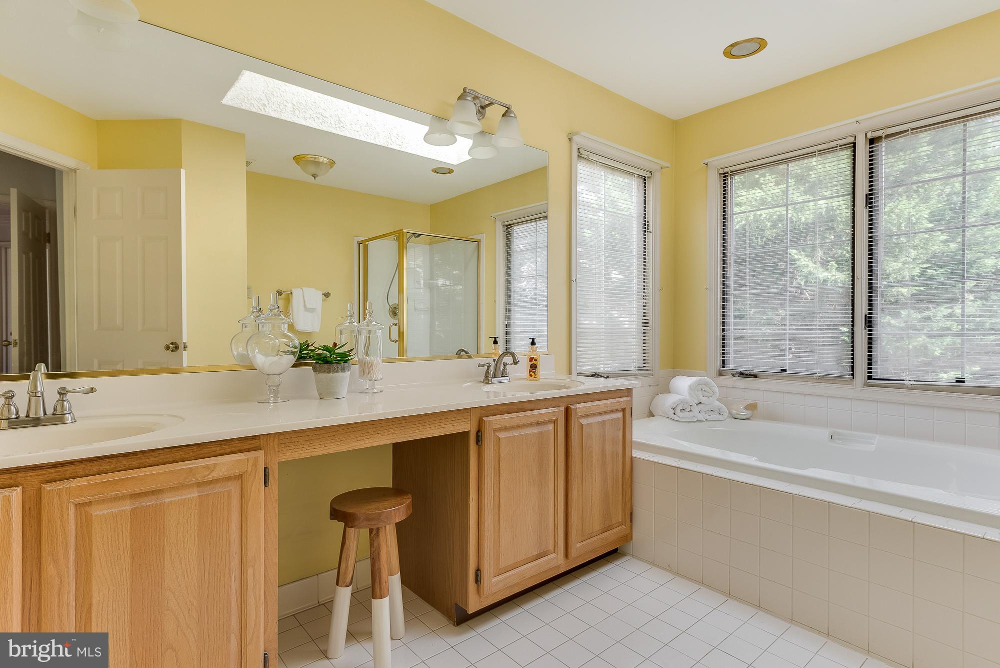 1327 Pleasant Meadow Road Crofton, MD 21114 - Photo 18 of 30 Bath (Master)