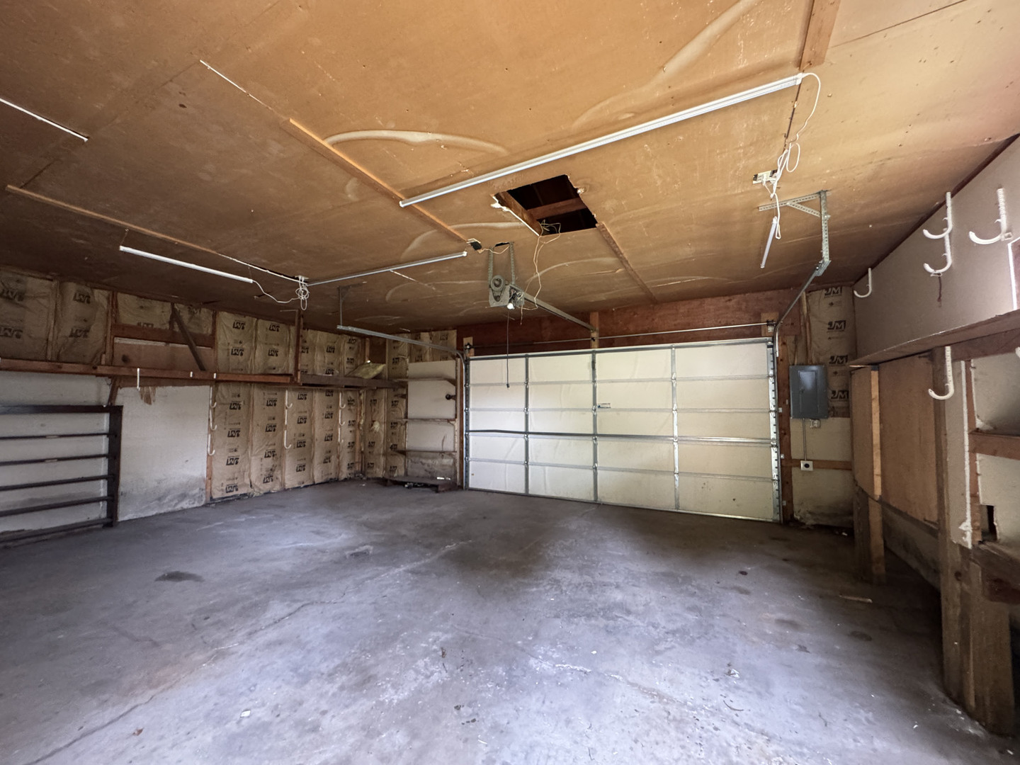 2024 Montague Road Rockford, IL 61102 - Photo 29 of 34