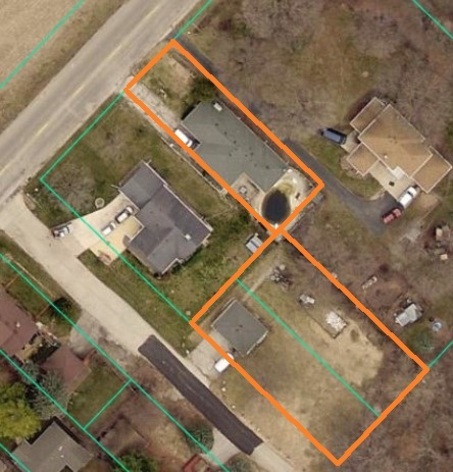 2024 Montague Road Rockford, IL 61102 - Photo 31 of 34 view of a pool