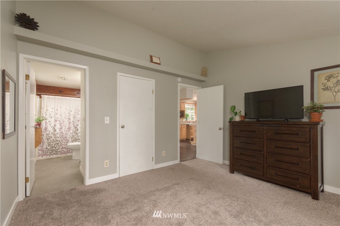 4215 Kellum Ranch Road Northwest Bremerton, WA 98312 - Photo 20 of 33 Gallery Image 20