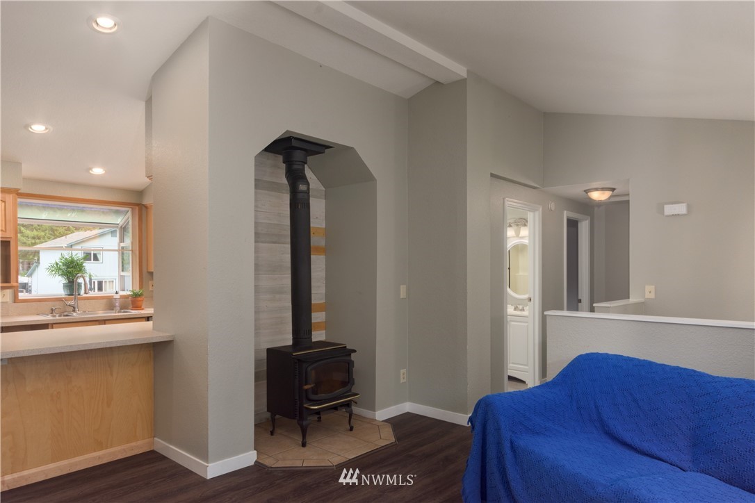 4215 Kellum Ranch Road Northwest Bremerton, WA 98312 - Photo 7 of 33 Gallery Image 7
