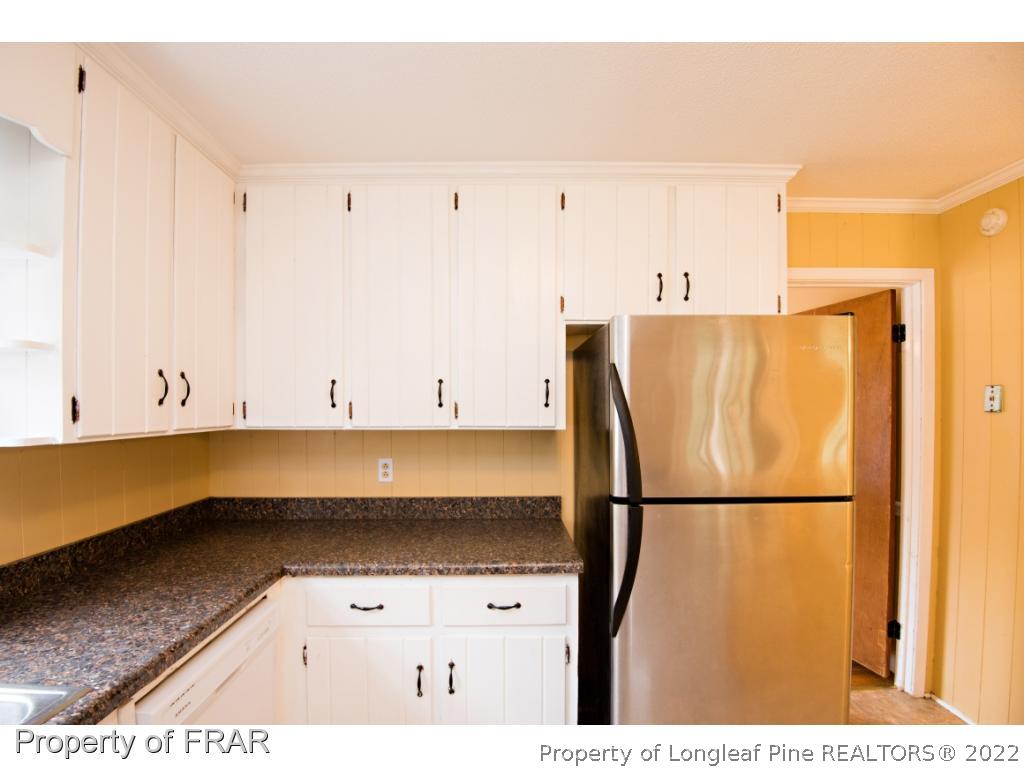 407 Dunmore Road Fayetteville, NC 28303 - Photo 8 of 24 Gallery Image 8
