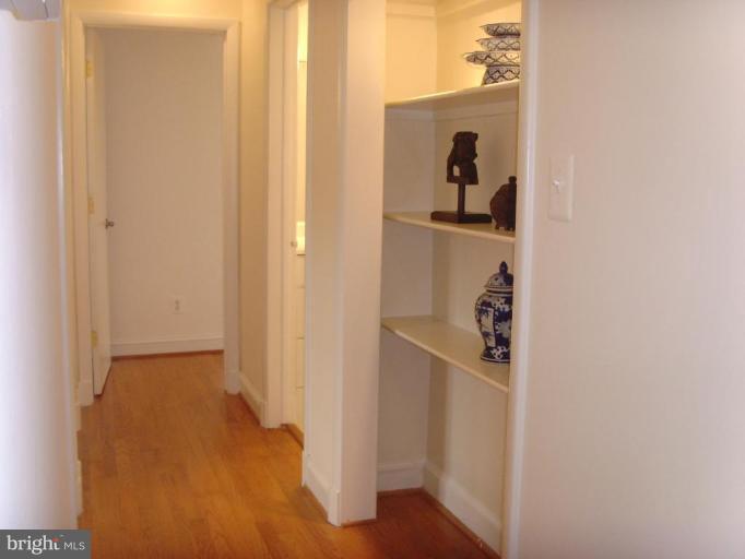 4908 Backlick Road Annandale, VA 22003 - Photo 5 of 21 Hallway