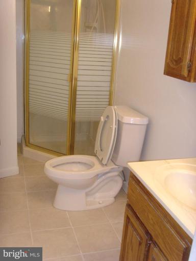 4908 Backlick Road Annandale, VA 22003 - Photo 10 of 21 Bath #4