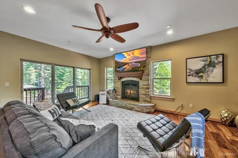 $1,548,000 | 539 Wintoon Drive, South Lake Tahoe, CA 96150