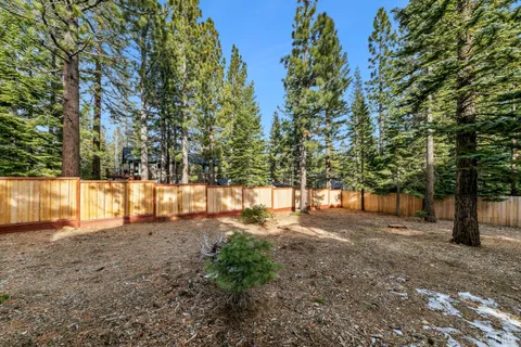 $1,548,000 | 539 Wintoon Drive, South Lake Tahoe, CA 96150