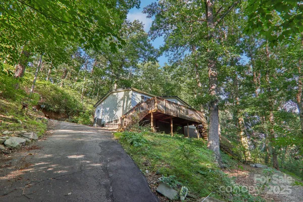 $259,900 | 138 Buddy Lane, Chimney Rock, NC 28720